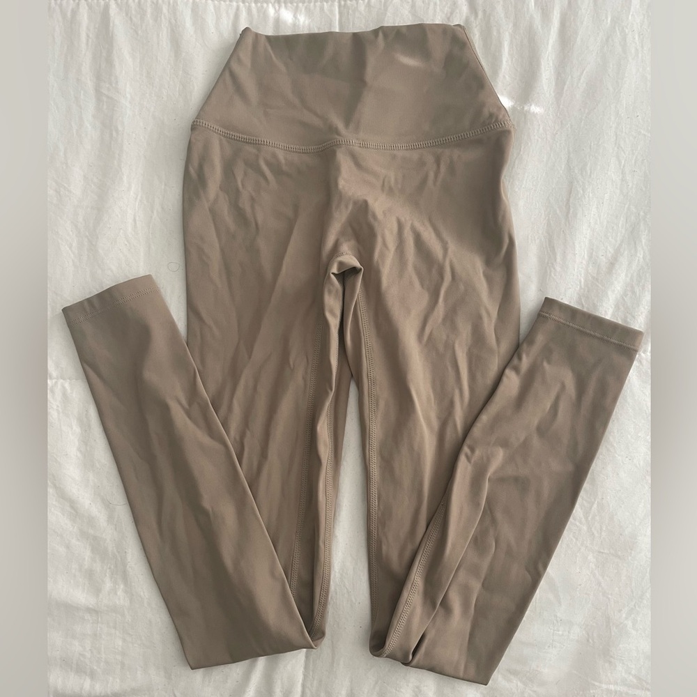 CSB freedom scrunch leggings